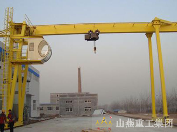 龍門(mén)起重機(jī)有哪些類(lèi)型？主要用途和特征是什么？